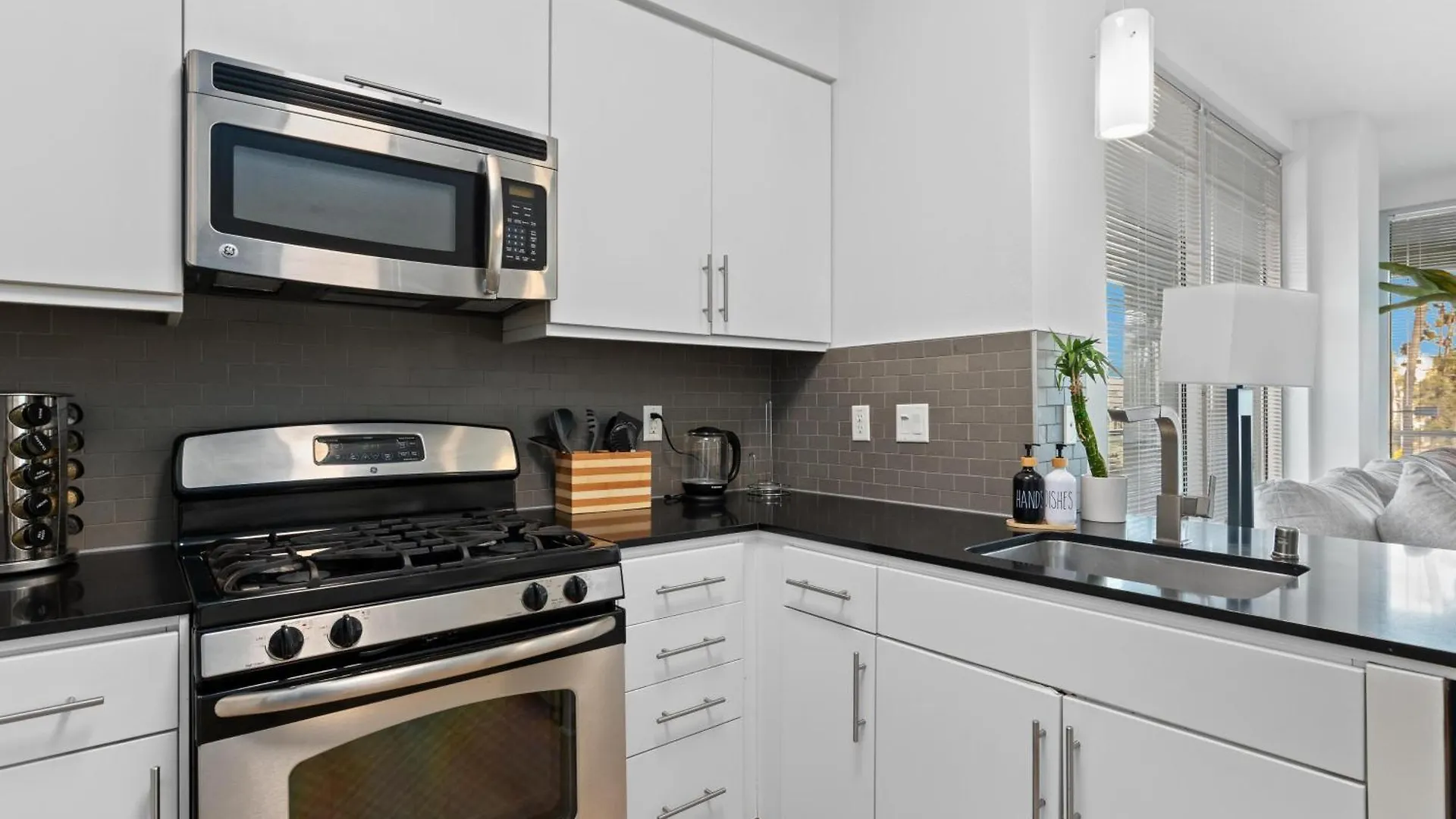 Spacious 3Br 3Min Walk To Marina 5Min To Vbeach Los Angeles Apartment