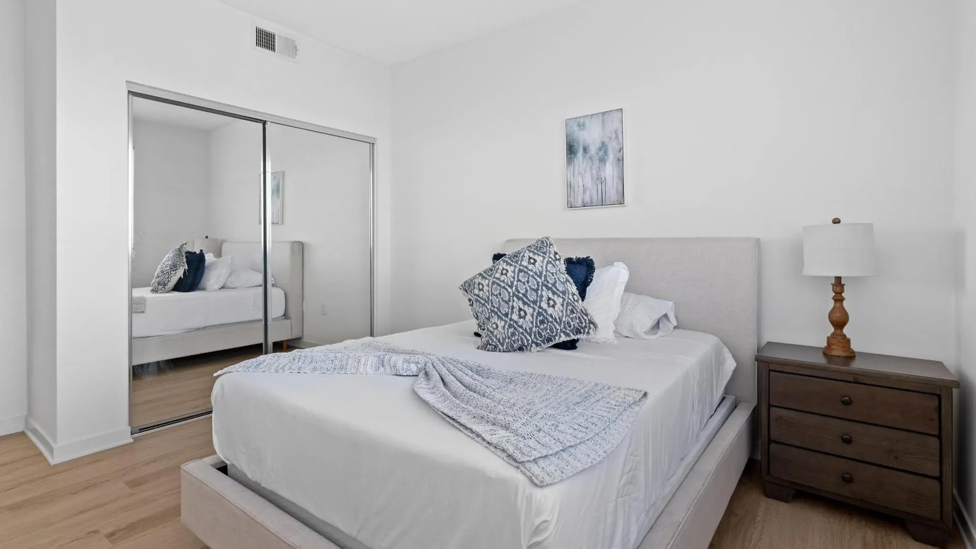 Spacious 3Br 3Min Walk To Marina 5Min To Vbeach Los Angeles 0*,  United States
